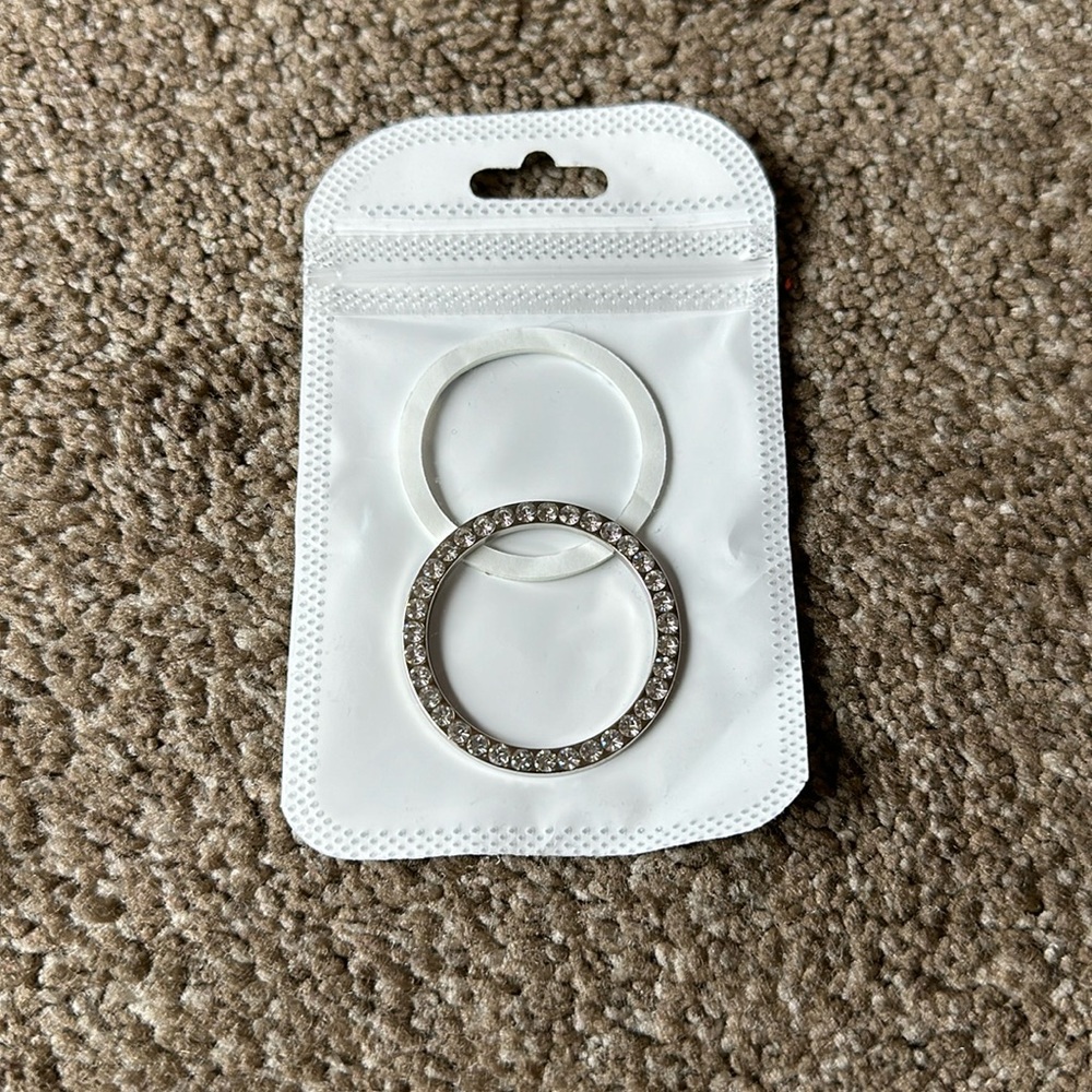 Bling ring for push button ignition in vehicle